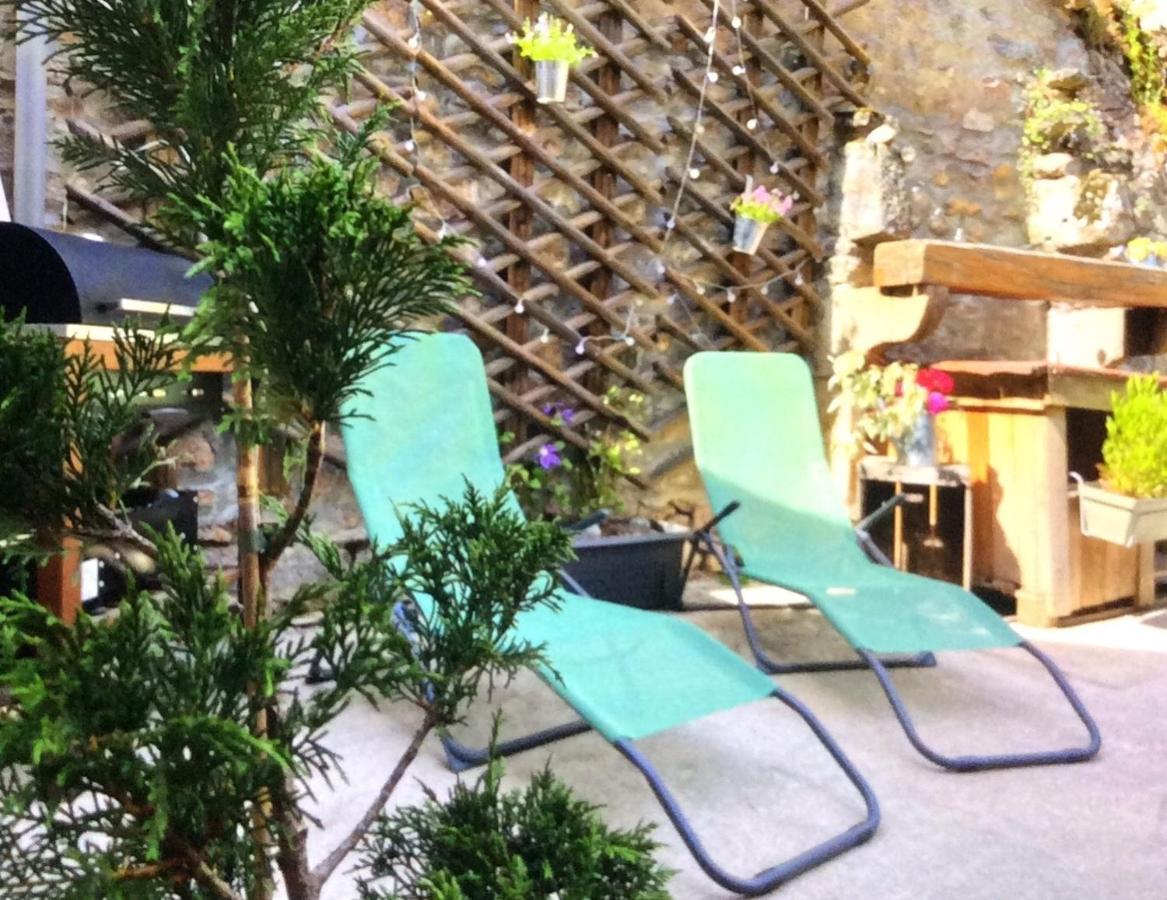 Maison Cosy En Plein Centre Ville 스뮤엉옥수아 외부 사진